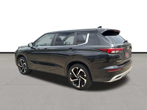 Used 2022 Mitsubishi Outlander SE FWD image 7