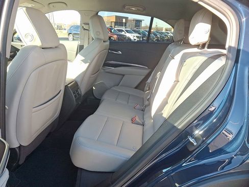 Certified 2022 Cadillac XT4 Luxury image 10