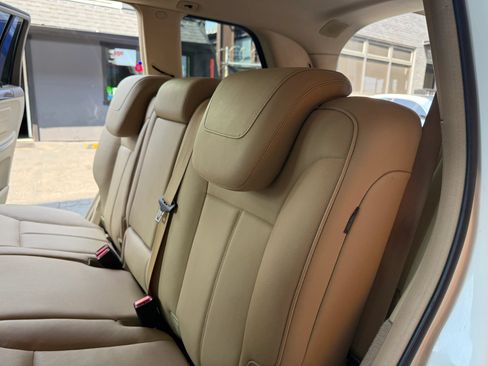 Used 2012 Mercedes-Benz GL 450 4MATIC image 15