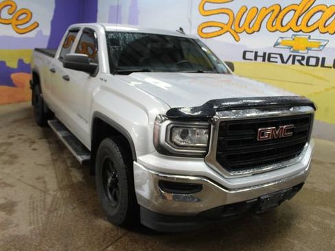 Used 2017 GMC Sierra 1500 4x4 Double Cab w/ Sierra Convenience Package image 2
