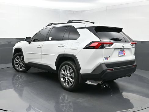Used 2024 Toyota RAV4 XLE Premium FWD image 21