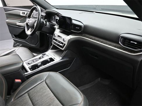 Used 2022 Ford Explorer Timberline image 27