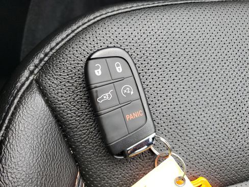 Used 2024 Jeep Compass Limited w/ Elite Group image 19