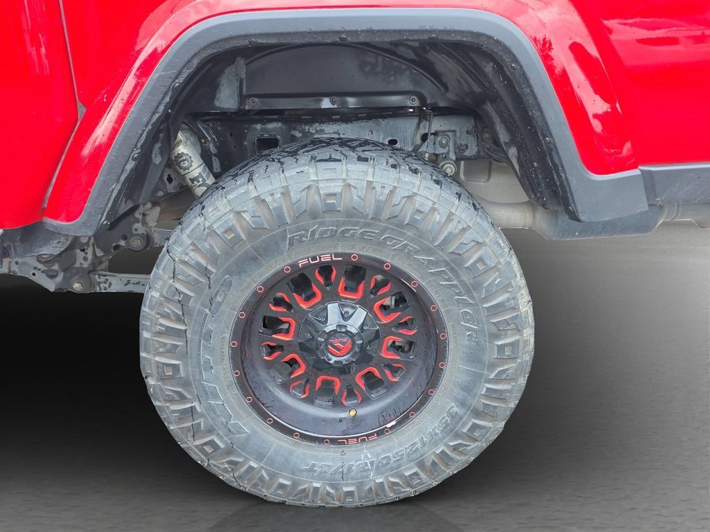 Used 2021 Jeep Gladiator Sport AWD/4WD image 5