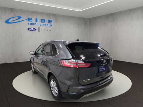 Certified 2024 Ford Edge SEL w/ Convenience Package AWD/4WD image 10