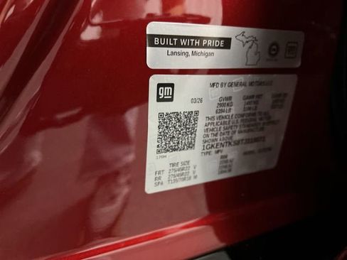 New 2026 GMC Acadia Denali Ultimate w/ LPO, Floor Liner Package image 35