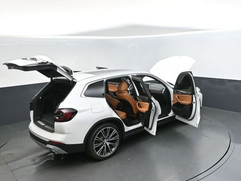 Used 2023 BMW X3 sDrive30i w/ Premium Package image 51