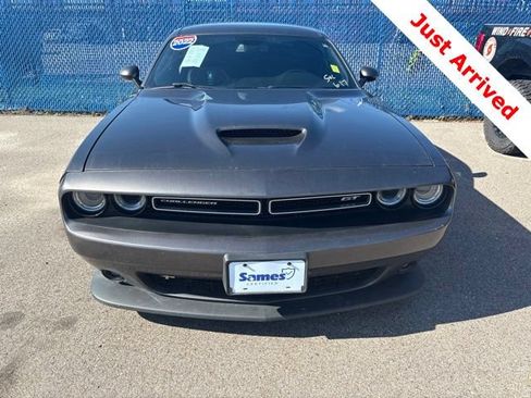 Used 2022 Dodge Challenger GT RWD image 5