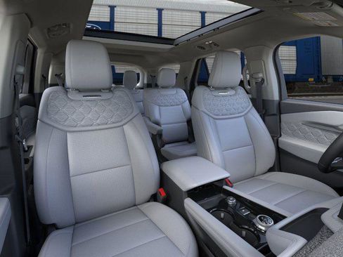 New 2026 Ford Explorer Platinum w/ LUX Leather Package image 30