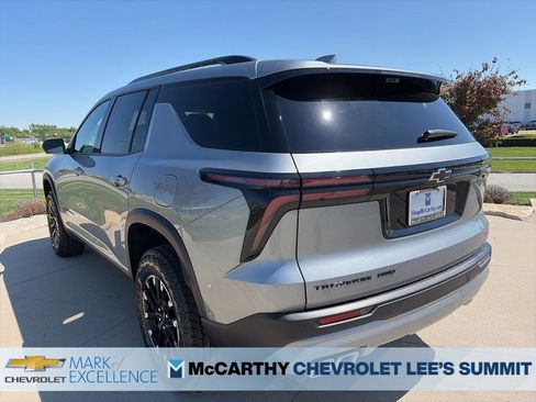 New 2026 Chevrolet Traverse Z71 w/ Enhanced Driving Package AWD/4WD image 17