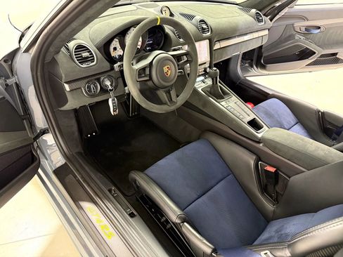 Used 2023 Porsche 718 Cayman GT4 RS image 37