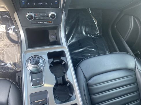 Certified 2024 Ford Edge SEL image 15