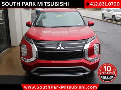 New 2025 Mitsubishi Outlander SE
