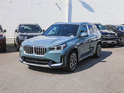 Used 2026 BMW X1 xDrive28i image 3
