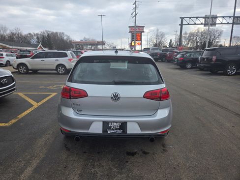 Used 2015 Volkswagen GTI S image 7