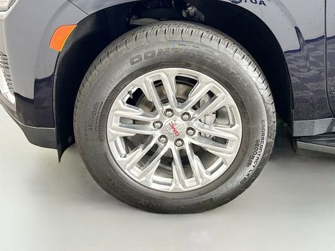 Used 2023 GMC Yukon XL SLT w/ SLT Premium Package AWD/4WD image 30