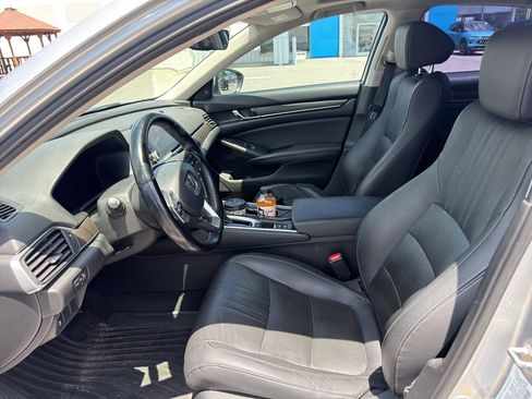 Used 2020 Honda Accord EX-L image 4