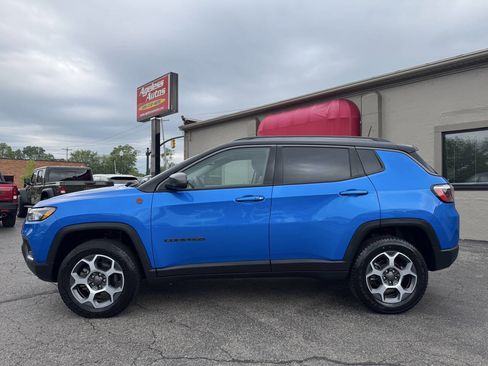 Used 2022 Jeep Compass Trailhawk w/ Sun and Sound Group AWD/4WD image 6