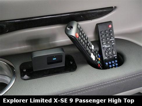 New 2025 GMC Savana 2500 Extended w/ Driver Convenience Package image 17