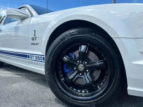 Used 2007 Ford Mustang GT Premium image 9