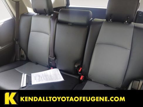 Used 2018 Toyota 4Runner SR5 Premium AWD/4WD image 13