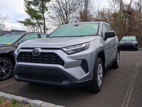 Certified 2025 Toyota RAV4 LE image 5
