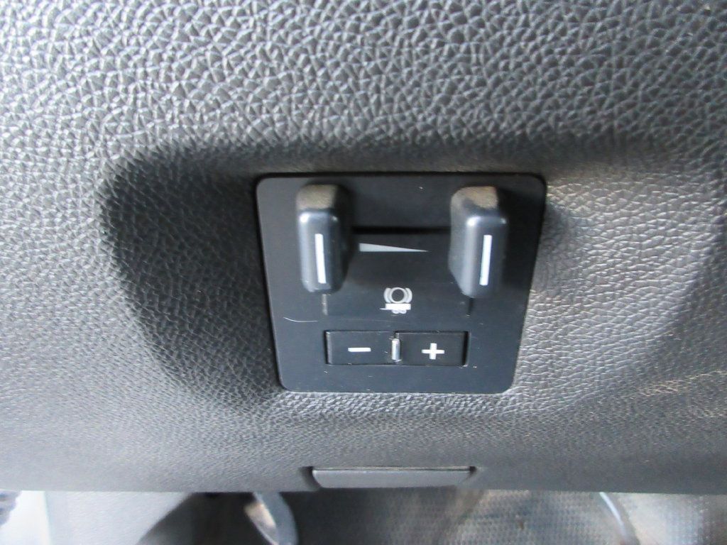 Used 2007 GMC Sierra 3500 SLE AWD/4WD image 14