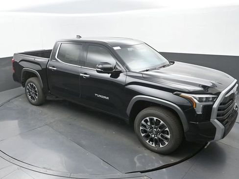 New 2026 Toyota Tundra Limited AWD/4WD image 28