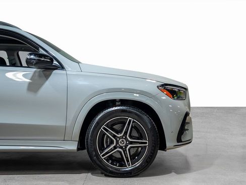 Used 2024 Mercedes-Benz GLE 350 4MATIC w/ AMG Line Exterior image 22
