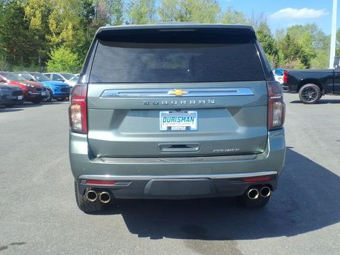 Used 2023 Chevrolet Suburban Premier AWD/4WD image 4