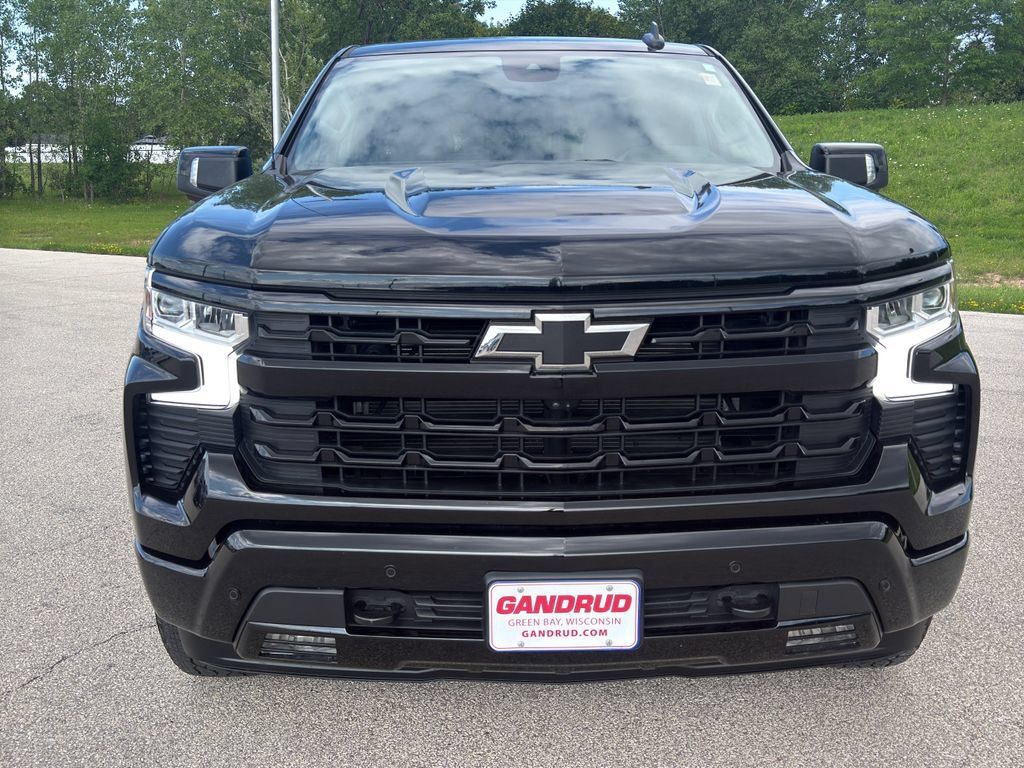 Used 2024 Chevrolet Silverado 1500 RST w/ Convenience Package II AWD/4WD image 3