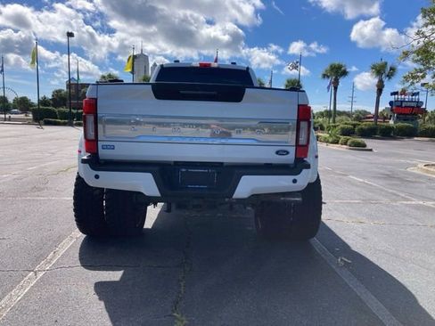 Used 2022 Ford F450 Limited w/ FX4 Off-Road Package image 4