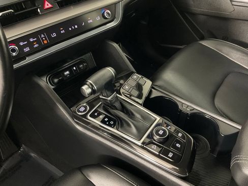 Used 2023 Kia Sportage EX FWD image 18