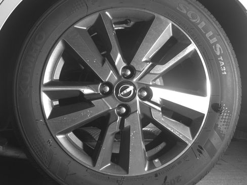 Used 2025 Nissan Versa SV image 14