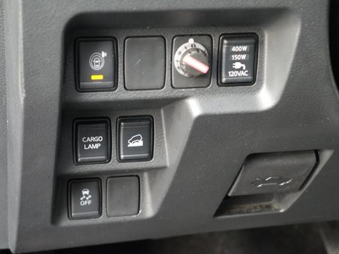 Certified 2022 Nissan Frontier SV w/ Technology Package image 5