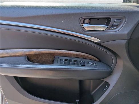 Used 2019 Acura MDX FWD w/ Advance Package image 10