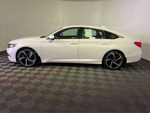 Used 2019 Honda Accord Sport image 4
