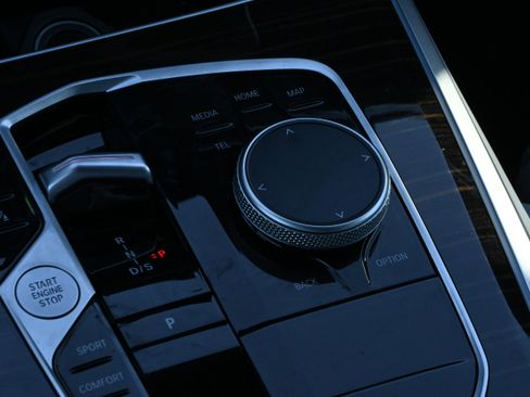 Used 2025 BMW X5 xDrive40i image 22