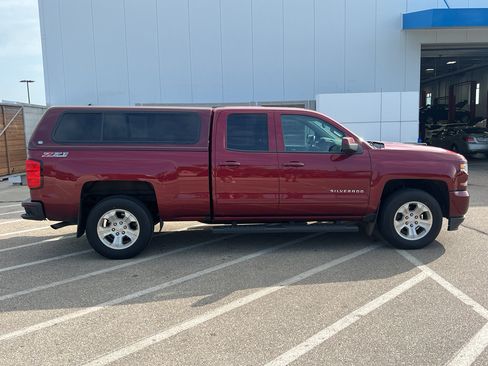 Used 2017 Chevrolet Silverado 1500 LT w/ All Star Edition AWD/4WD image 7