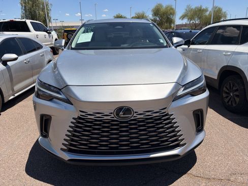 Used 2024 Lexus RX 350 FWD w/ Technology Package image 2