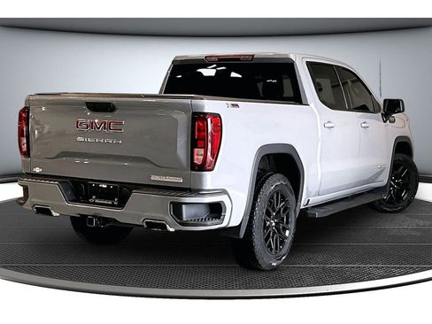 Used 2024 GMC Sierra 1500 Elevation w/ X31 Off-Road Package AWD/4WD image 14