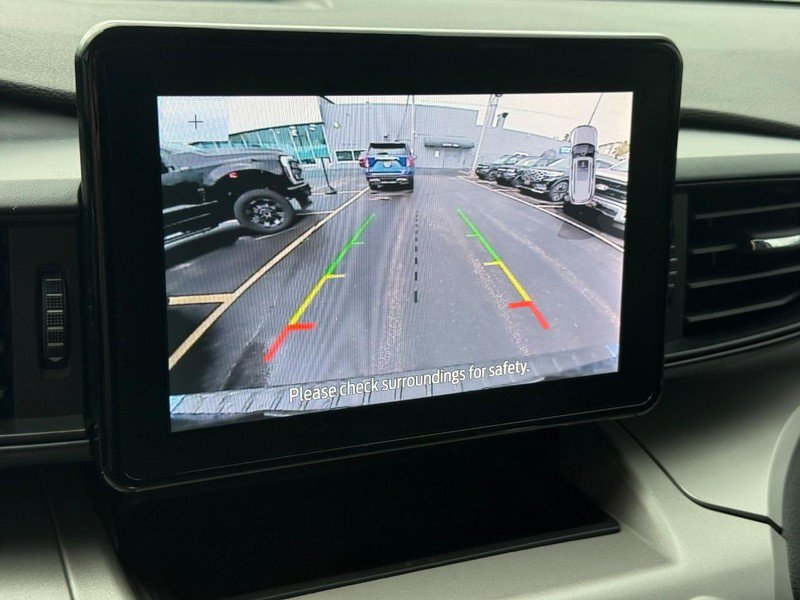 Used 2023 Ford Explorer XLT w/ Class IV Trailer Tow Package AWD/4WD image 22