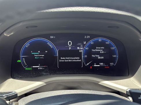 Used 2025 Toyota Camry XSE FWD image 3