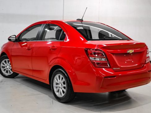 Used 2018 Chevrolet Sonic LT FWD image 10