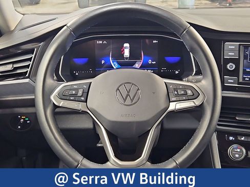 Used 2023 Volkswagen Jetta SE FWD image 22