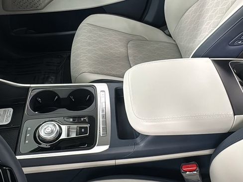 New 2026 Kia Carnival EX FWD image 34