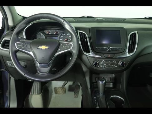 Used 2018 Chevrolet Equinox LT AWD/4WD image 12