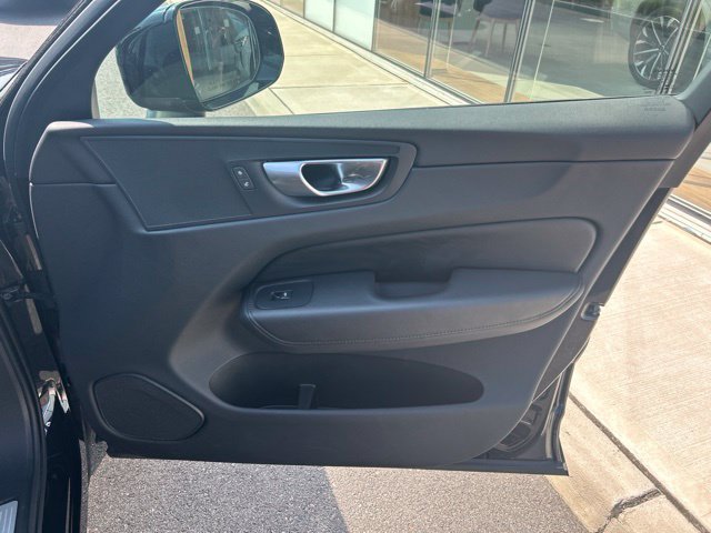 Certified 2024 Volvo XC60 B5 Core w/ Protection Package Premier AWD/4WD image 14