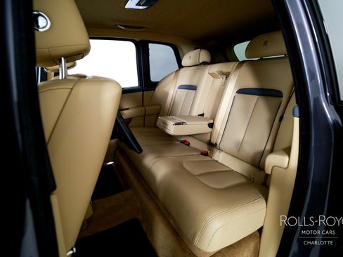 Used 2020 Rolls-Royce Cullinan AWD/4WD image 18