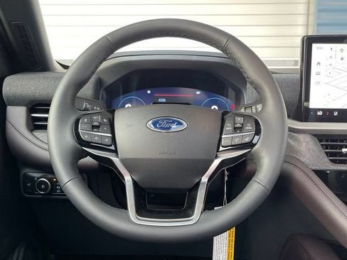 New 2026 Ford Explorer Platinum w/ LUX Leather Package AWD/4WD image 14